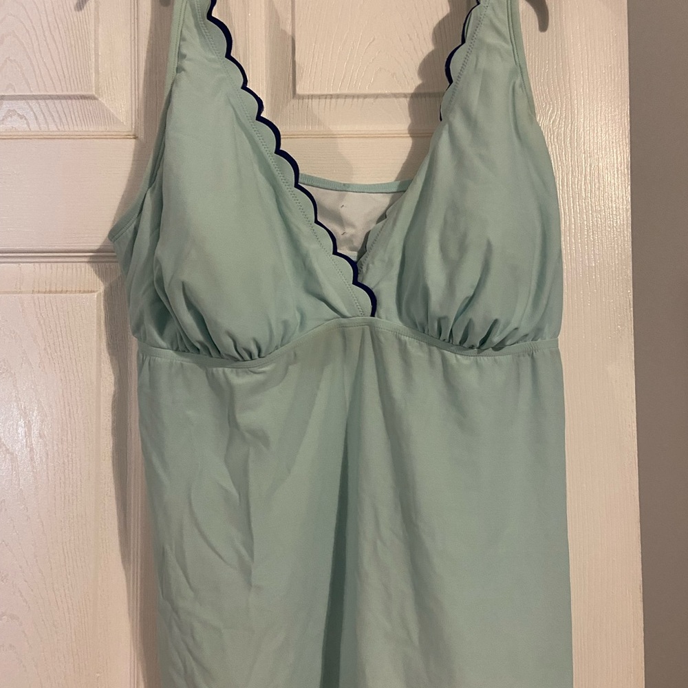 Crown & Ivy Bathing Suit Top Size 2X